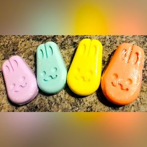 Handmade BubbleGum, Wild berries and Cucumber melon 🧼 scented Easter bar soaps!